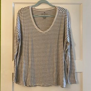 American Eagle V-Neck Top
